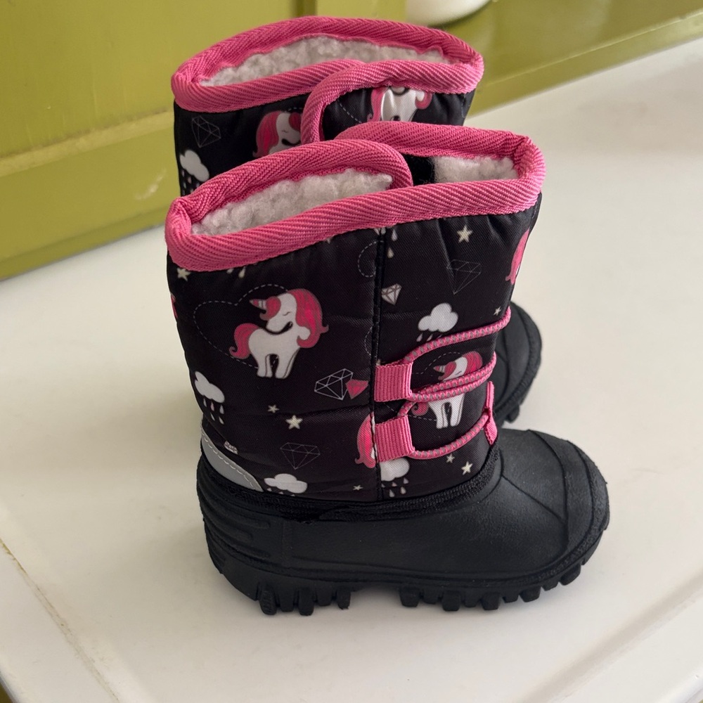 Girls' Black & Pink Unicorn Winter Boots